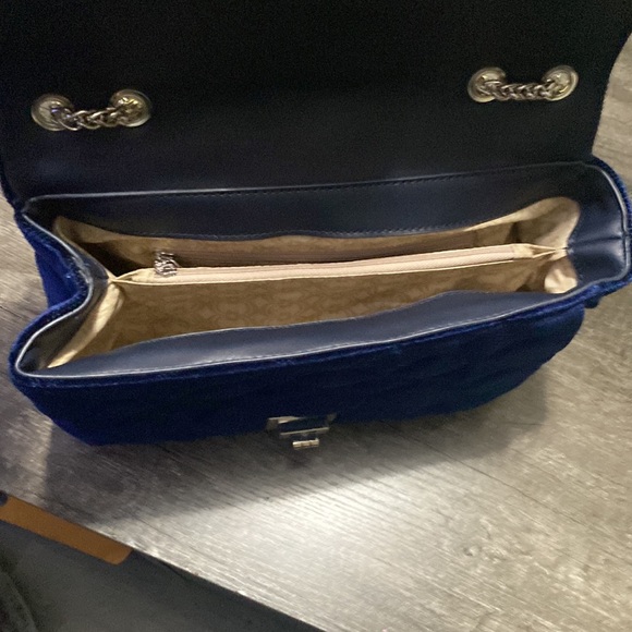 Convertible Crossbody Shoulder Bag - Picture 4 of 5